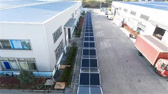 Energy storage container for storing the solar energy