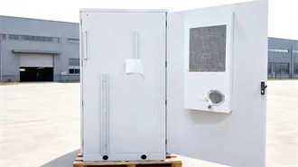 Cost of using 20kW solar-powered containers at Middle Eastern