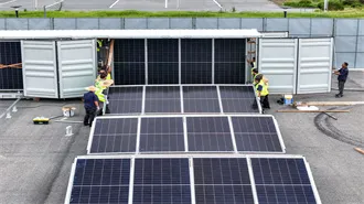 How Much Do Solar Panels Weigh? 1.30 - 2,608.7 lbs