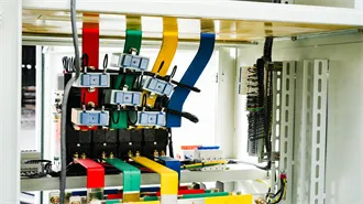 Solar Panel Size and Wattage Chart: Standard Sizes & Uses for Each